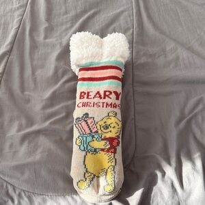 NWT Winnie the Pooh slipper socks, size 4 to 10